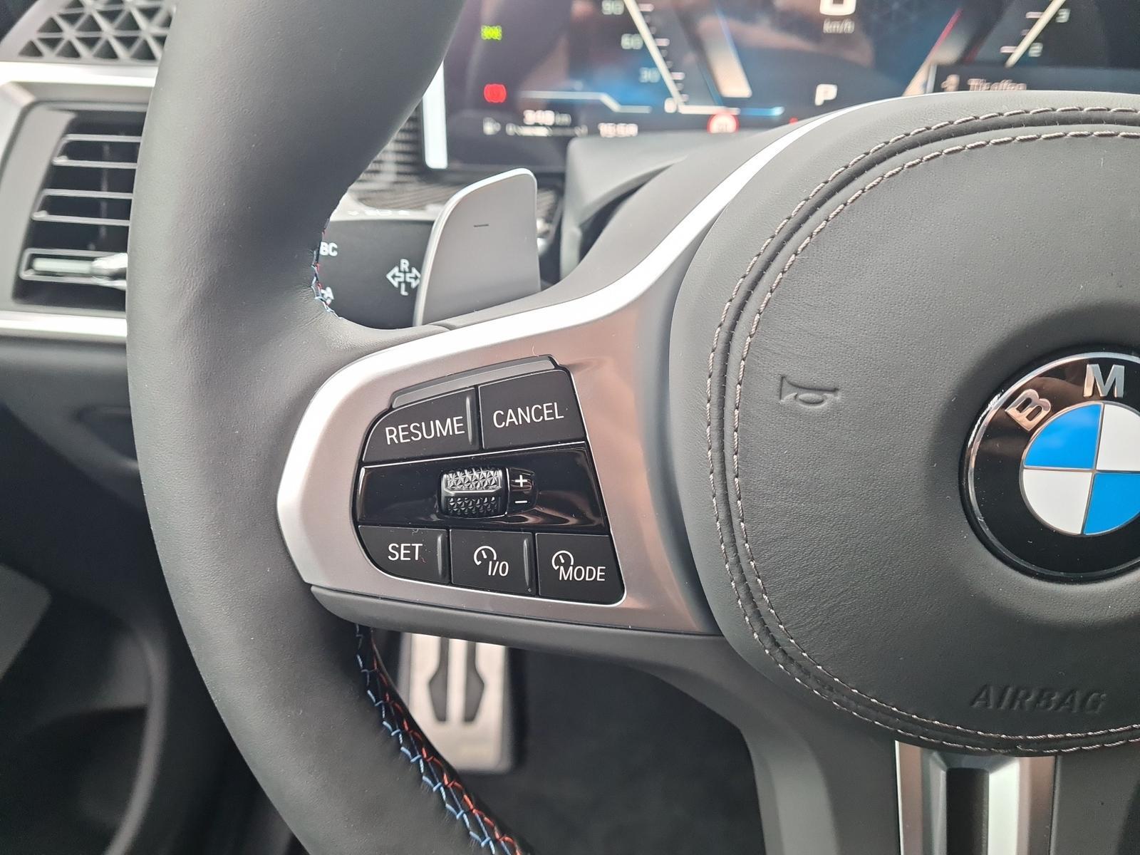 BMW X6 M60i DrivAssPro+Innovation+Wärme+Pano+Komfort
