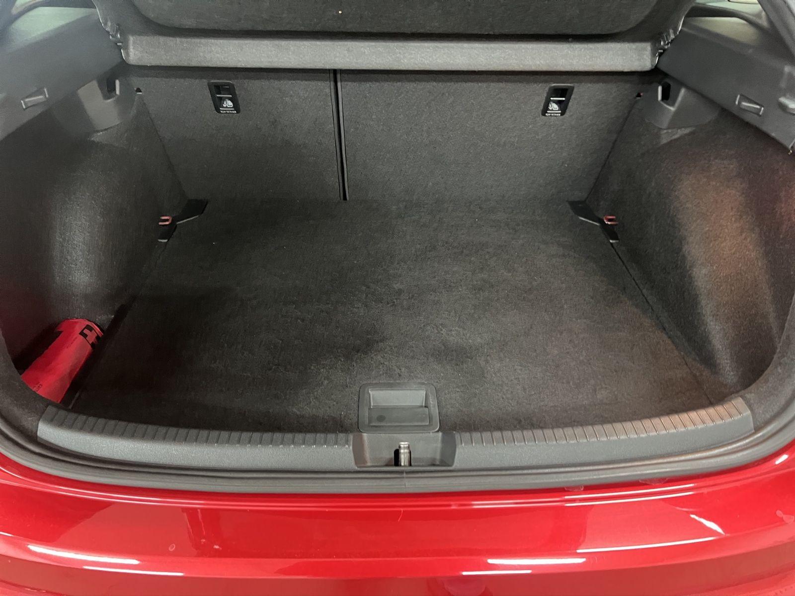 Volkswagen Taigo 1.0 TSI R-Line AHK Pano Matrix Navi RFK AC, миниатюра 22