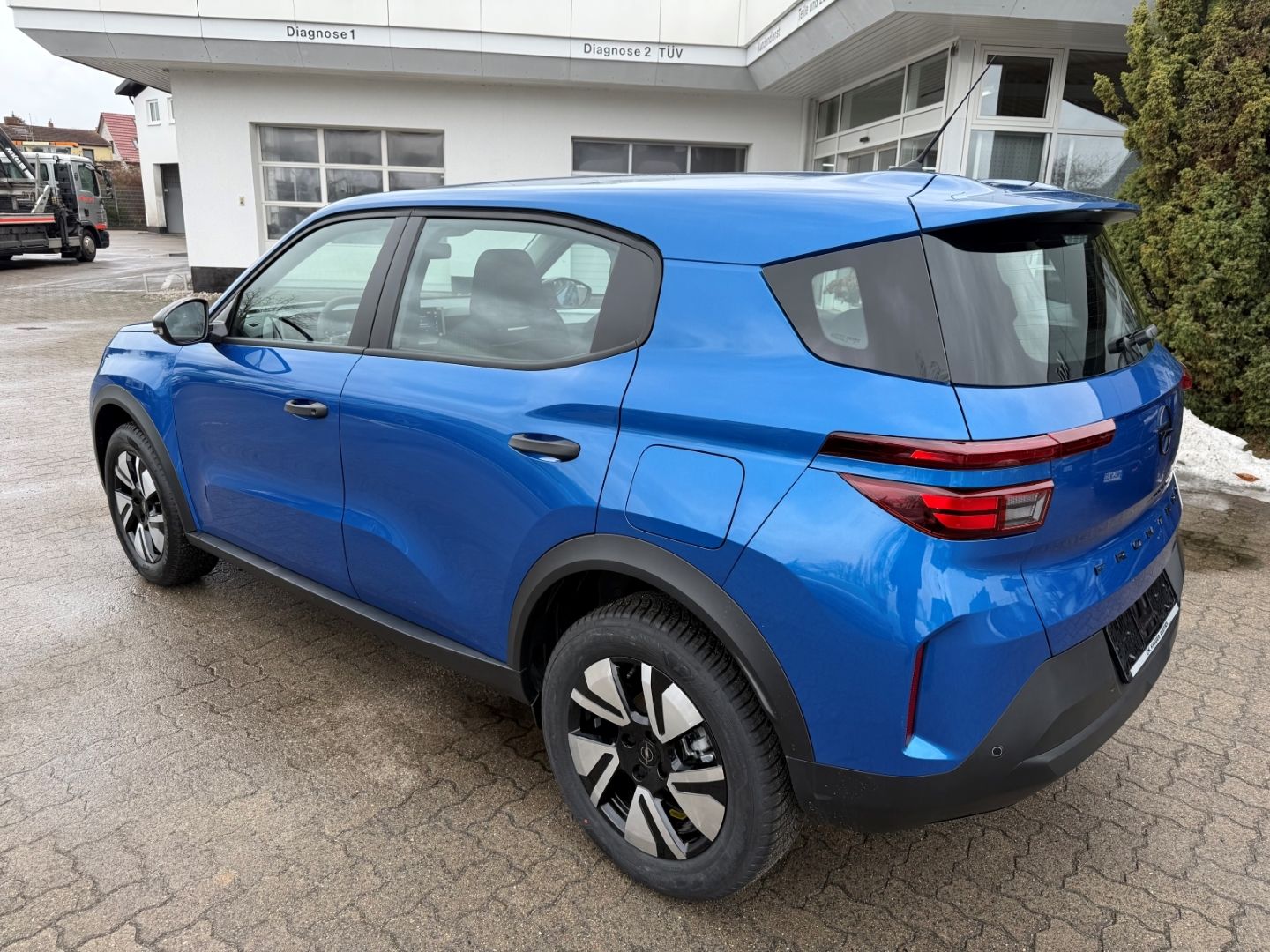 Fahrzeugabbildung Opel Frontera Edition 1.2 SHZ+LHZ+Kamera+Allwetter