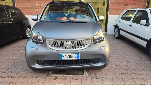 Smart ForTwo 1000 52 kW MHD coupé passion GRIGIO