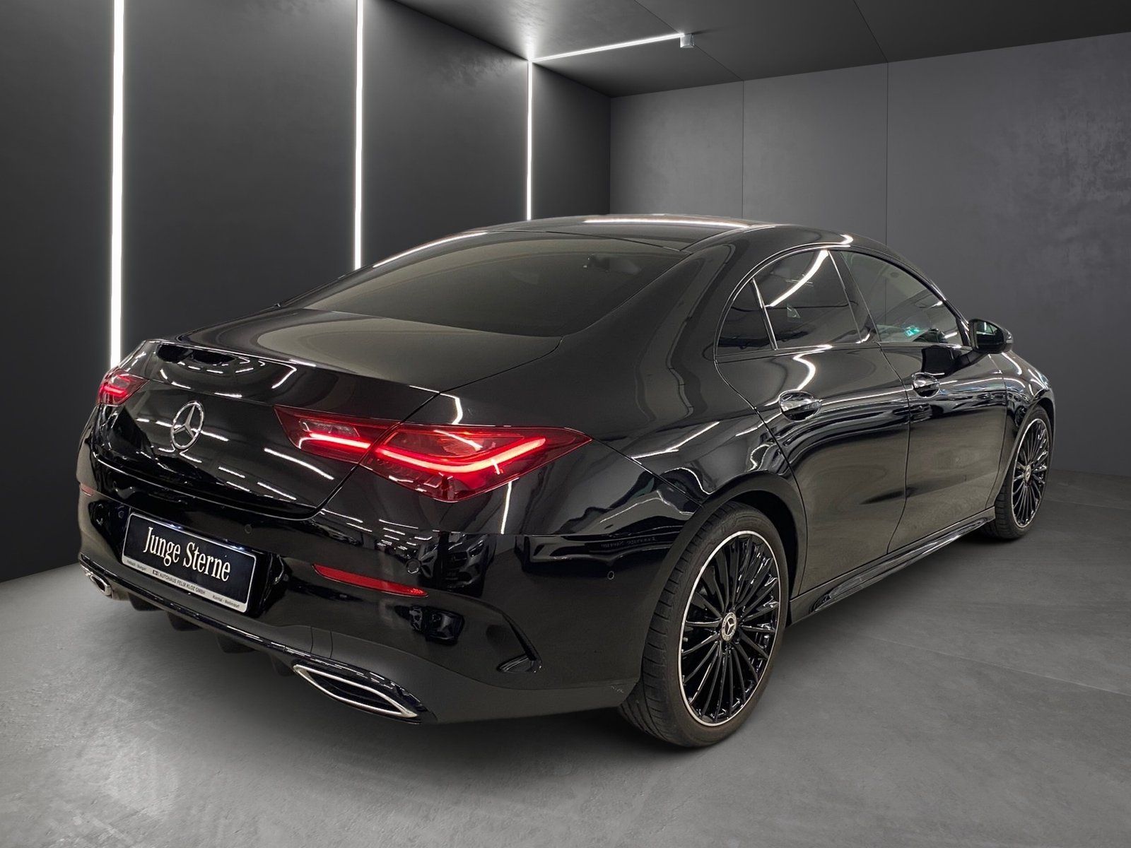 Fahrzeugabbildung Mercedes-Benz CLA 200 d AMG*Pano*Burmester*19"*Night*Totwink*