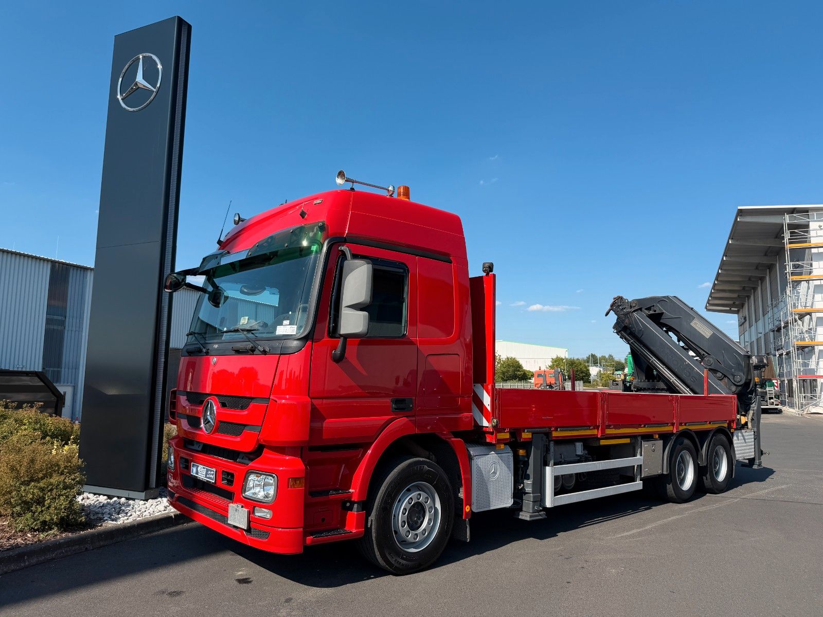 Fahrzeugabbildung Mercedes-Benz Actros 2644 L 6x4 MKG HLK 541 HP Funk Spitze