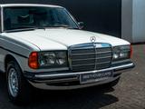 Mercedes-Benz 250 W123 H Zulassung im Super Zustand - Mercedes-Benz 250: 250s
