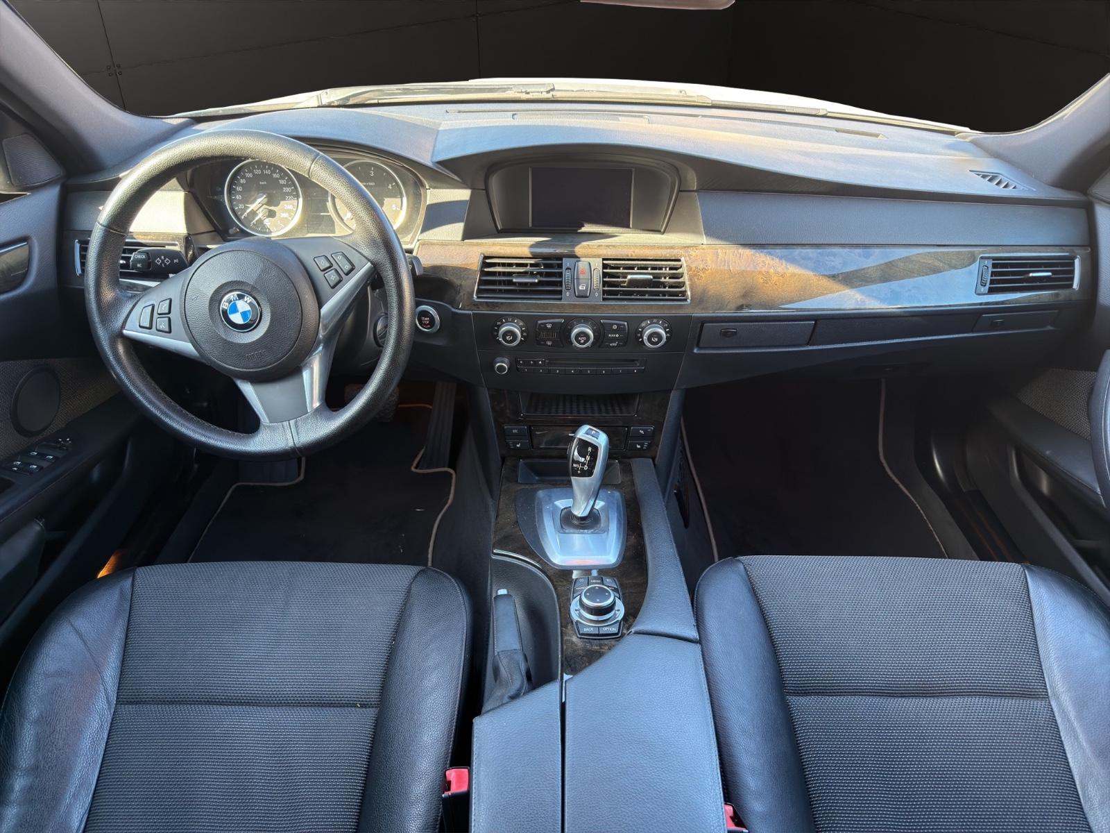BMW 520d - 177 CV- BVA - CARNET ENTRETIEN