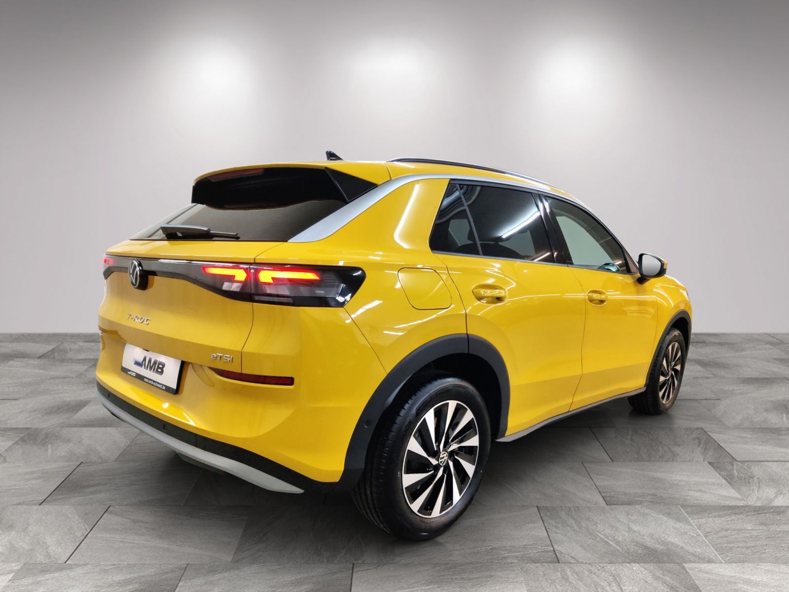 Volkswagen T-Roc Life 1.5 eTSI neues Mod. LED ACC Nav RFKam foto 3