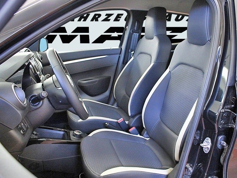 Fahrzeugabbildung Dacia Spring 45 Electric Expression MediaNav