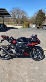 Suzuki GSX-R 125 - SUZUKI GSX R 125