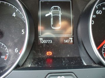 Volkswagen Golf - 12
