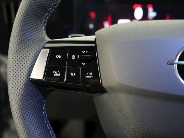 Astra L ST GS CDTI AT+AHK+LED MATRIX+360 GRAD KA