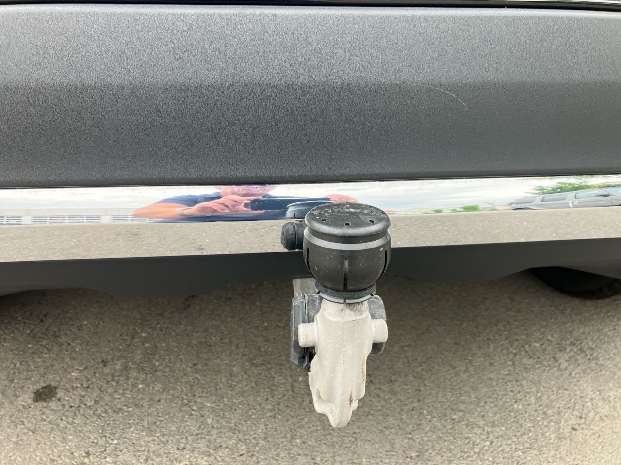 Fahrzeugabbildung Mercedes-Benz GLA 220 4M ALLRAD+AHK+DISTR+TOTW+LHZ+VERKZ.ASS++
