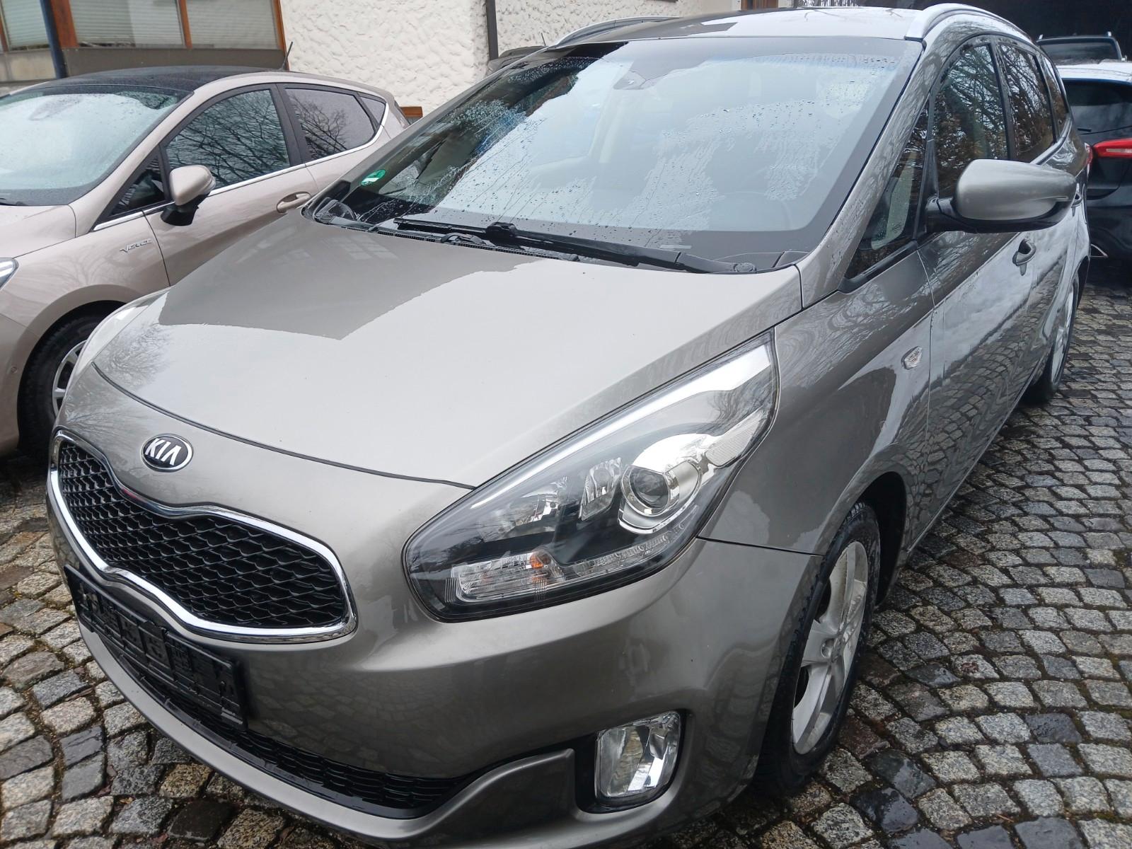 Kia Carens 1.7 CRDi      NAVI+AHK+KAMERA