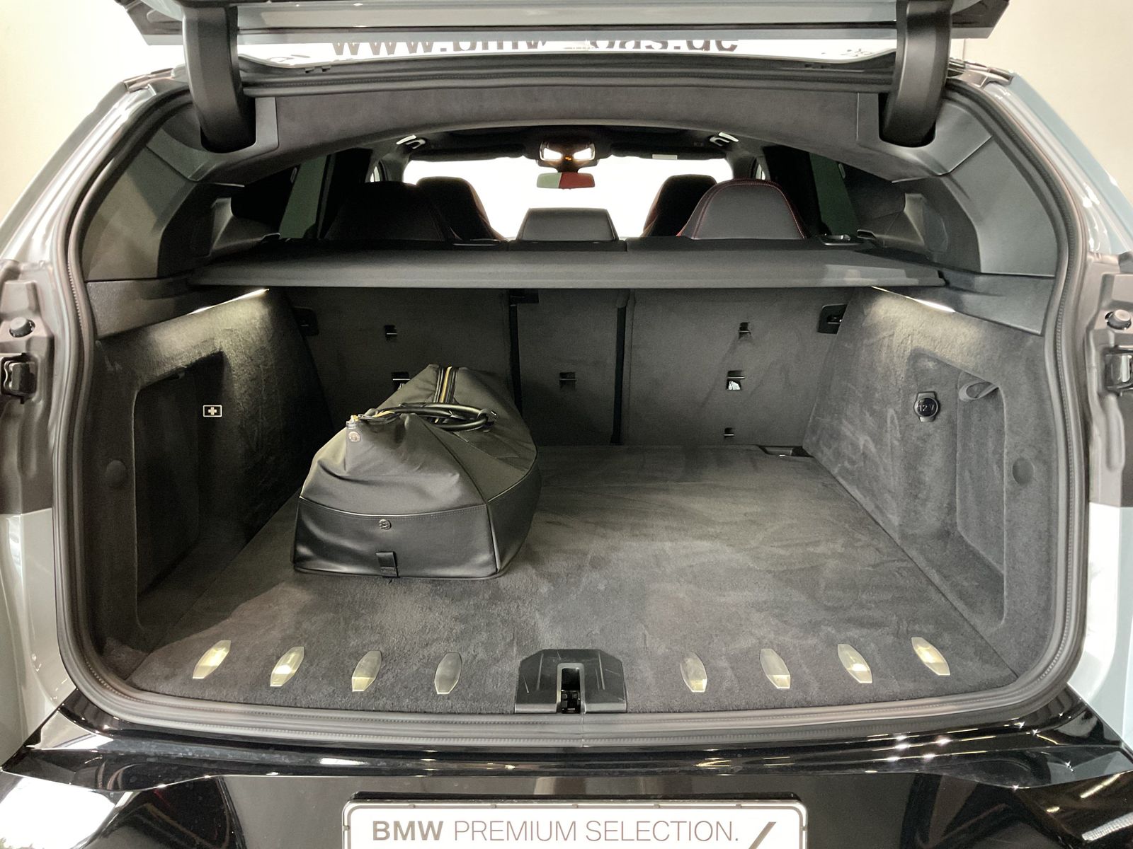 Fahrzeugabbildung BMW XM |Sitzbelüftung |M Driver&apos;s Package |B&W