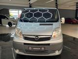 Opel Vivaro Kasten/ L1H1 2,7t /HU.8.26/AHK/ 9.SITZER - Opel Vivaro: Kleinbus