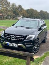 Mercedes-Benz ML 350 BlueTEC 4MATIC - - Mercedes-Benz ML 350 Gebrauchtwagen in Bremen