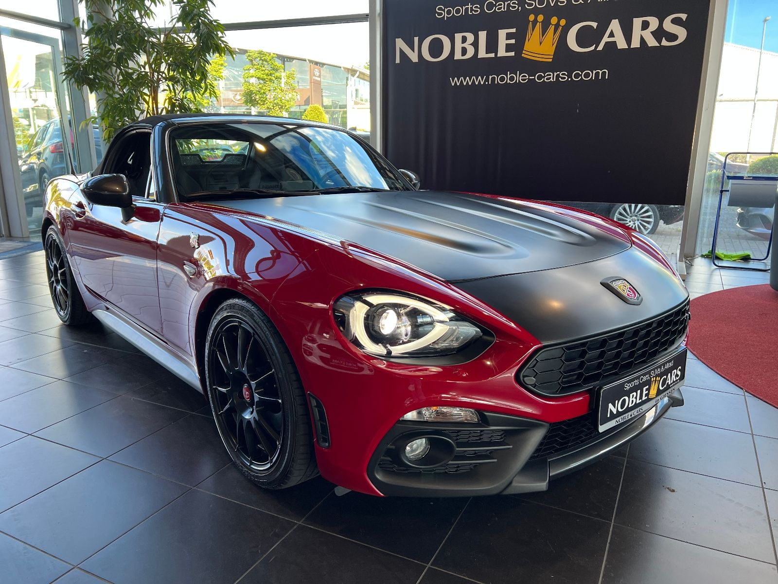 Fahrzeugabbildung Abarth 124 Spider GT LED BOSE LEDER