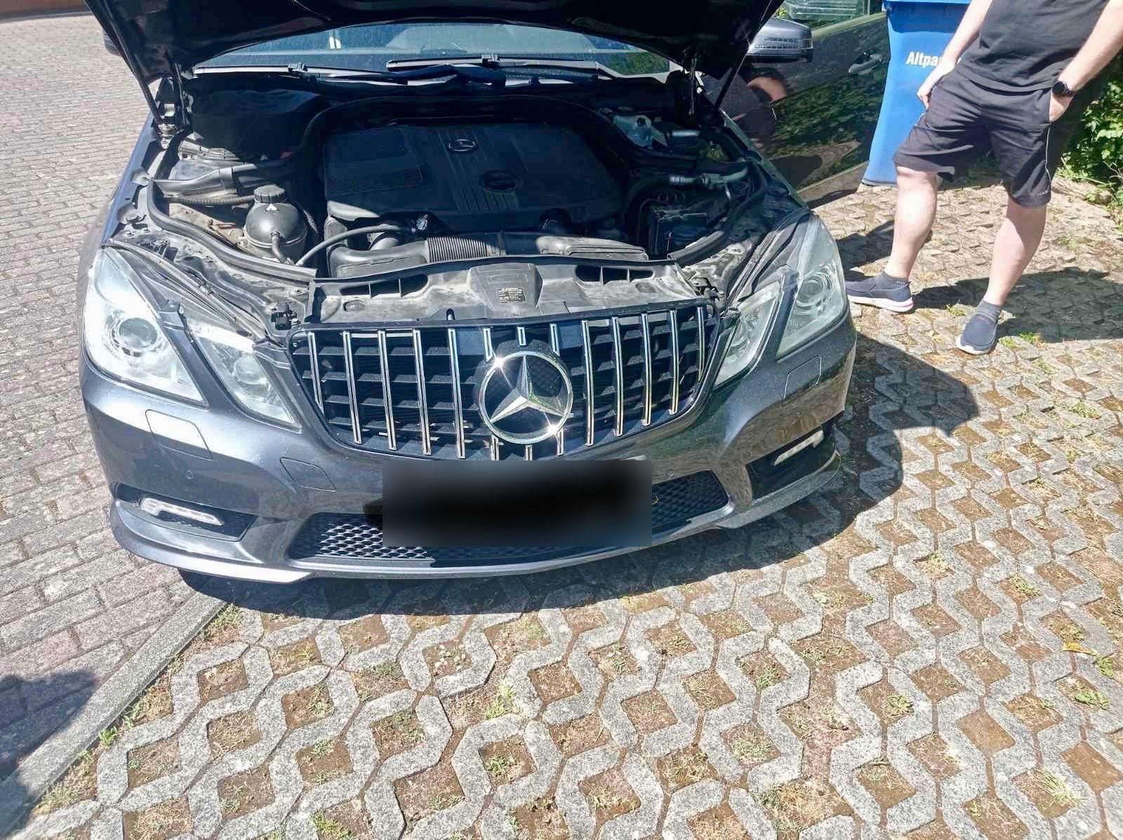Mercedes-Benz 220 2010 — photo 5
