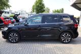 Volkswagen Touran 1.5 TSI DSG Highline LED Navi Sitzheizung - : Schwarz, Van
