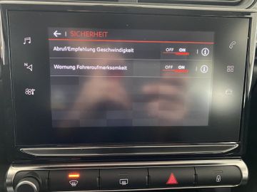 Bild 17 Citroën C3 PureTech 1.2 Shine Automatik/LED/Regen+Licht