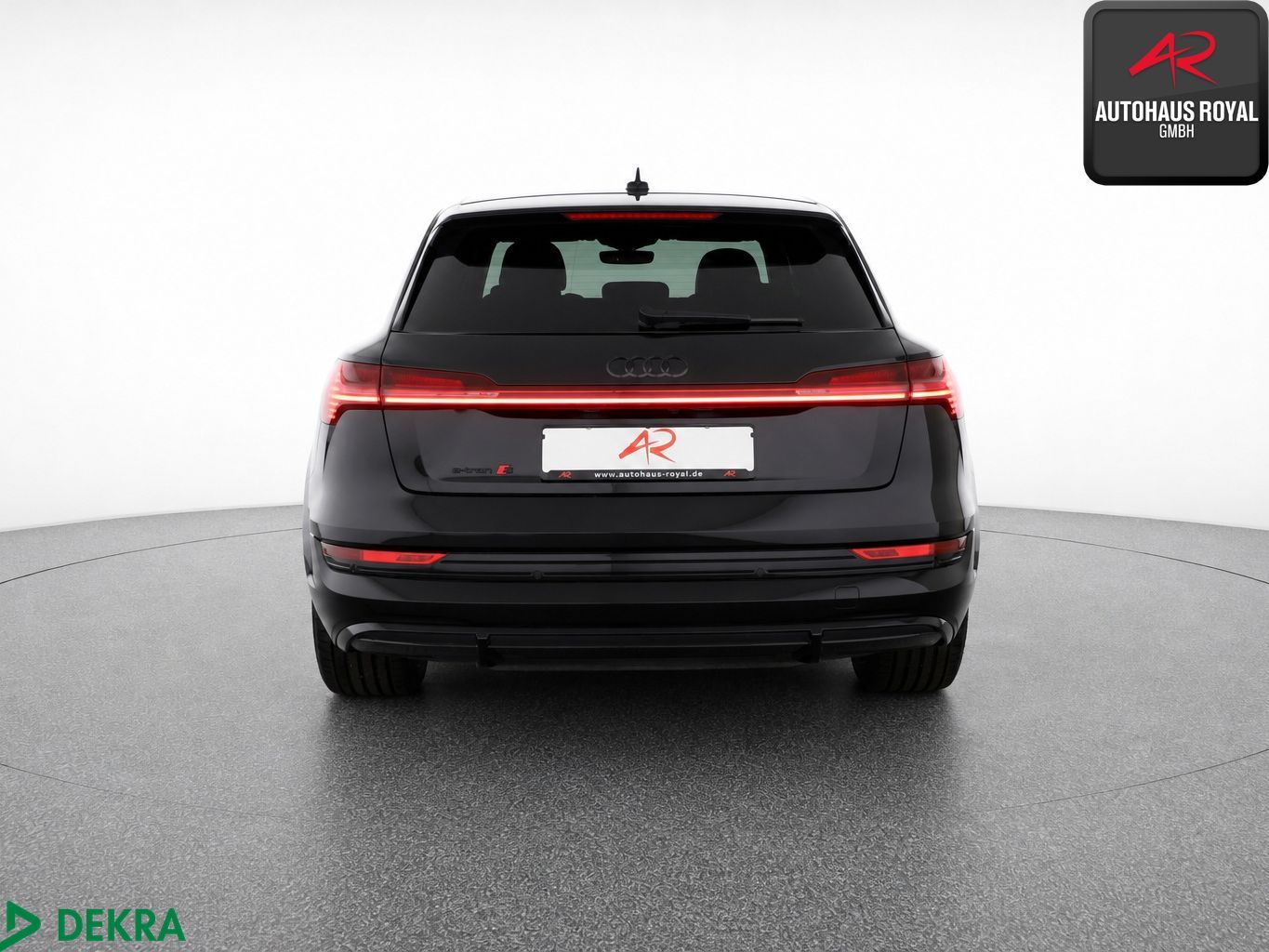 Audi e-tron S qu HUD,360° KEYLESS ACC MEMORY CARPLAY foto 4