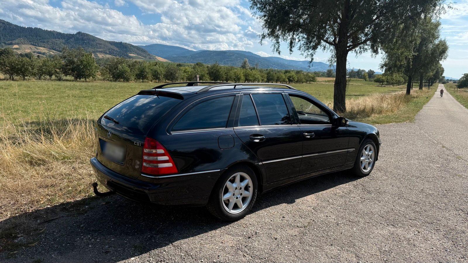 Mercedes-Benz C220 2006 — двигун 150 HP (110kW)