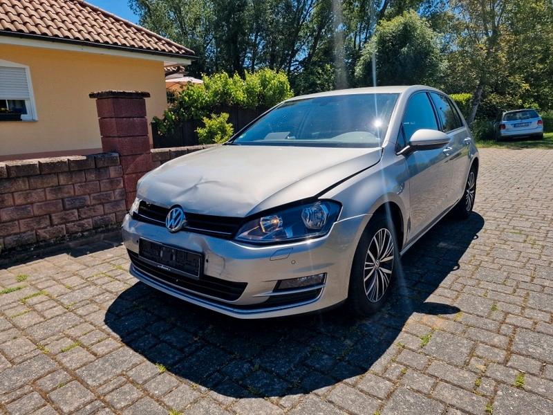 Volkswagen Golf VII Lim. Allstar BMT