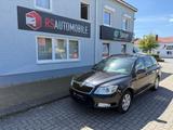 Skoda Octavia Combi Elegance*Xenon*DSG*PDC* - Skoda Octavia aus 2011: Kombi