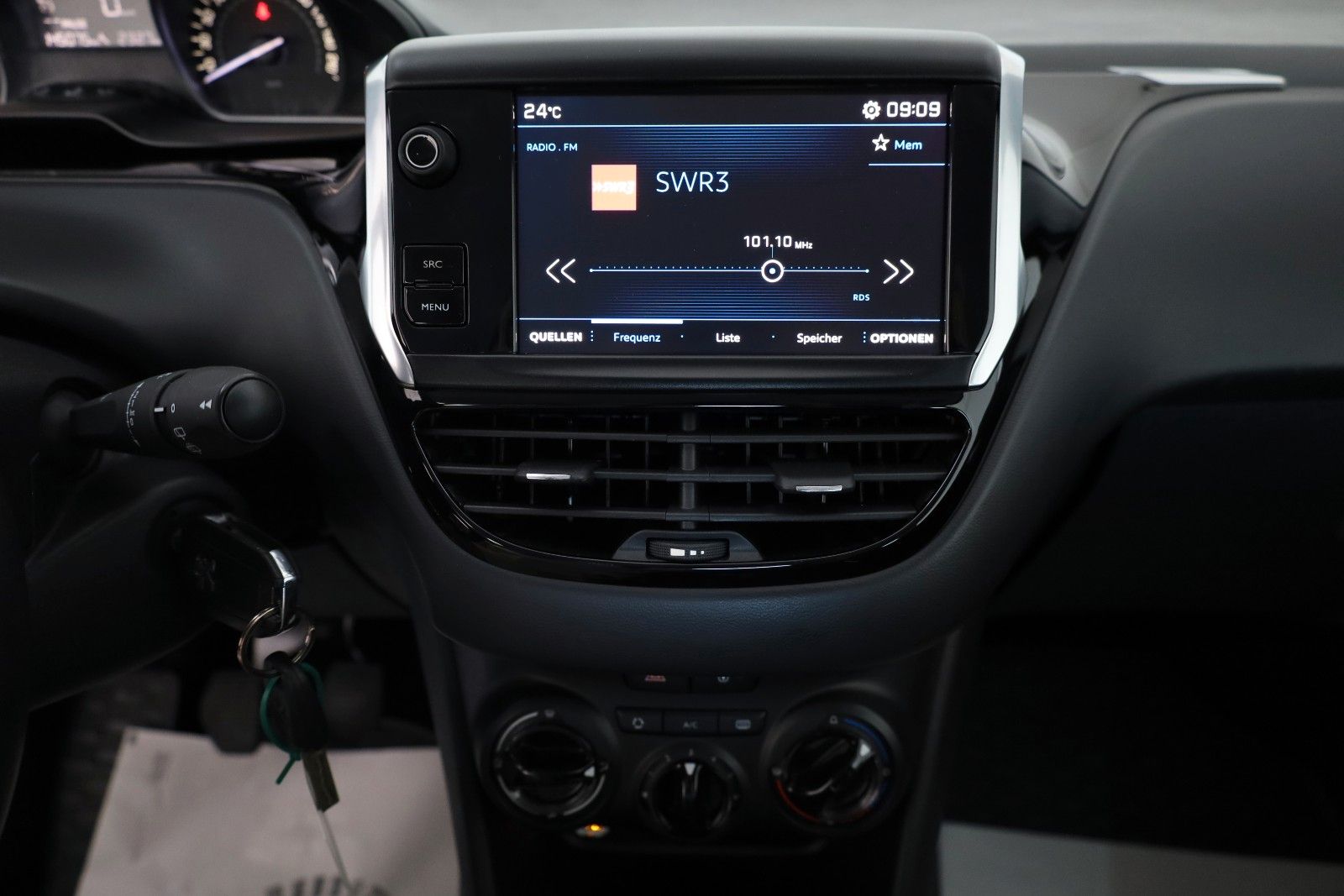 Fahrzeugabbildung Peugeot 208 Active Klima,SH,PDC,SR+WR