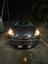 Peugeot 207 Premium - Peugeot 207 aus 2009 mit Diesel-Antrieb