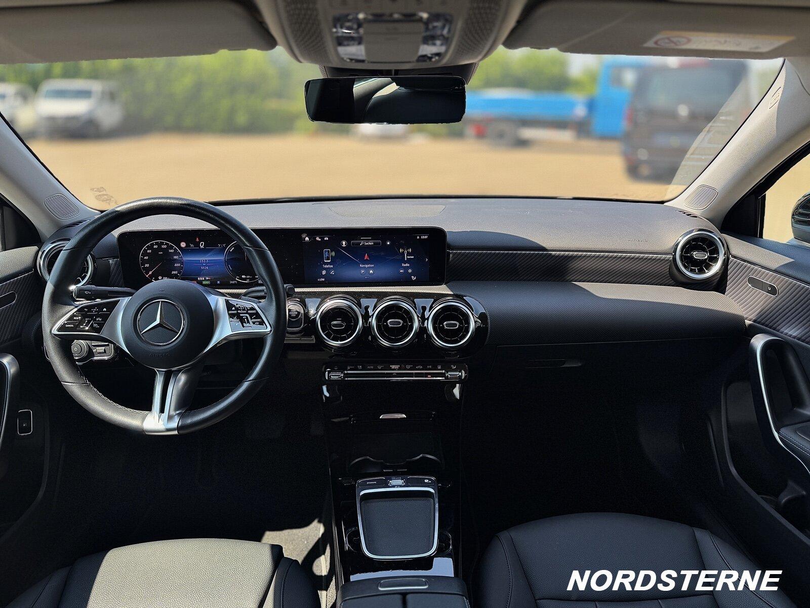Mercedes-Benz A 250 e Limousine mit EQ Hybrid ProgressiveKlima