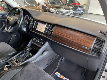 Skoda Kodiaq Scout 4x4 *2. Hand*Panorama*360°-Kamera*