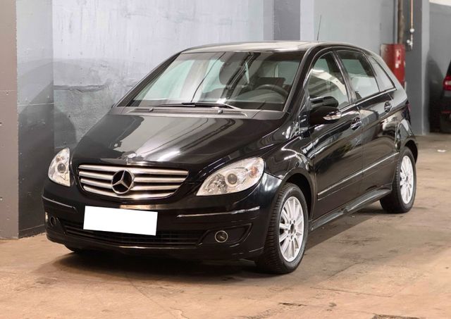 Mercedes-Benz B 150 mit neuem TÜV