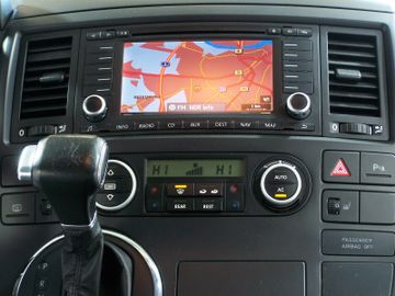 Volkswagen T5 Multivan - 12