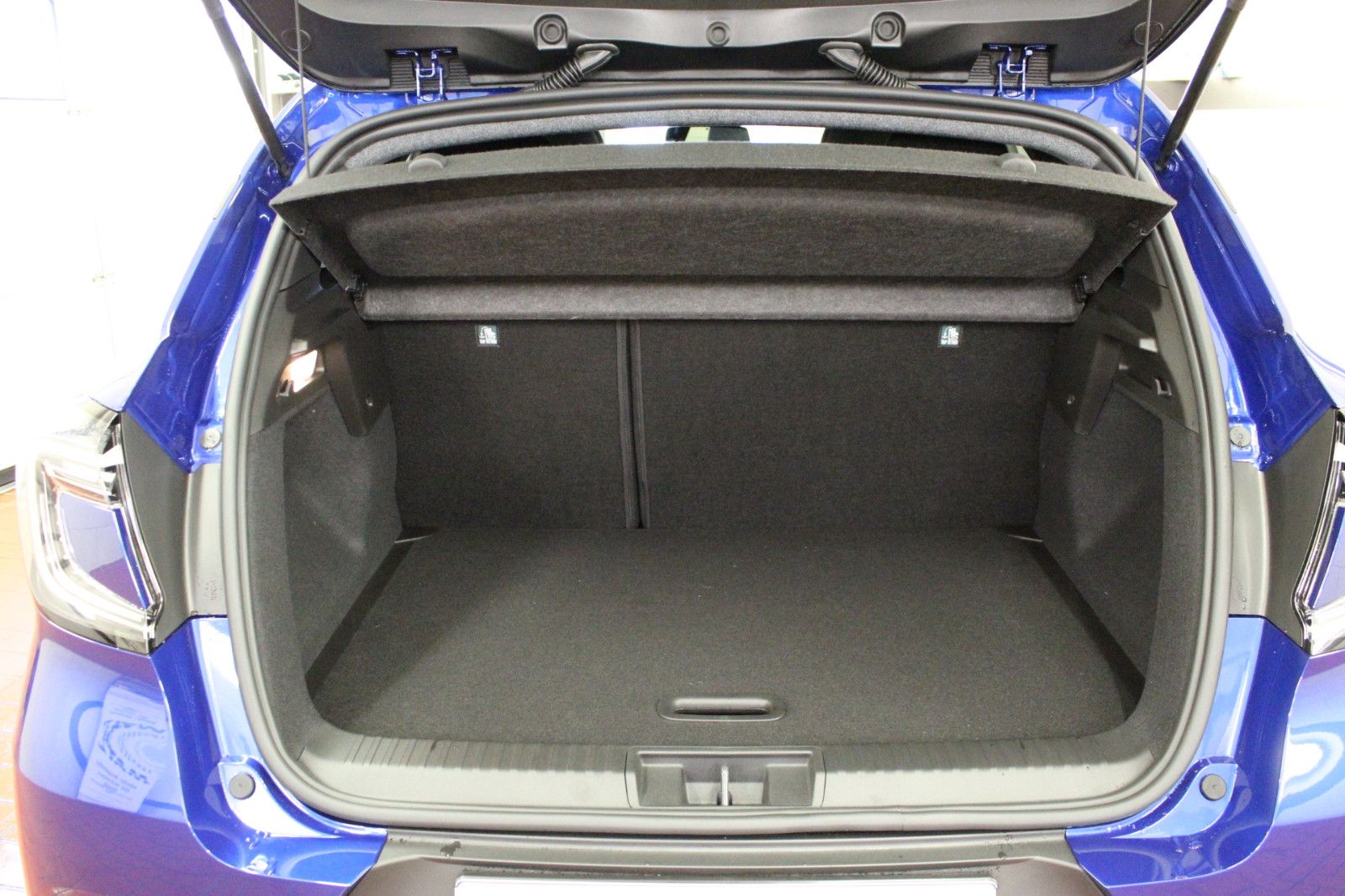 Fahrzeugabbildung Renault Captur TCe 115 KISS Sondermodell *Winter-Pak*Nav