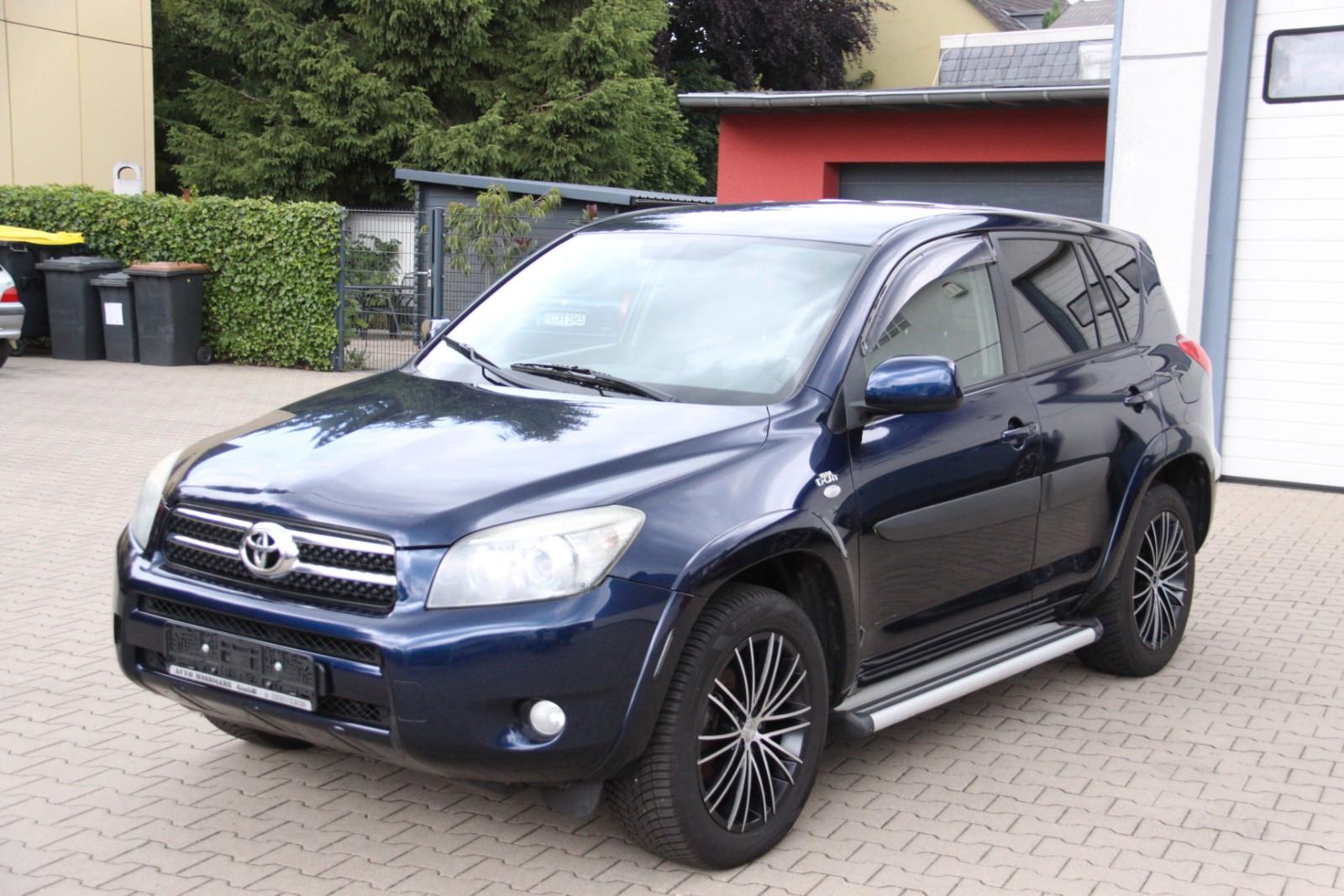 Toyota RAV4 Executive <Leder / Klima / Navi>