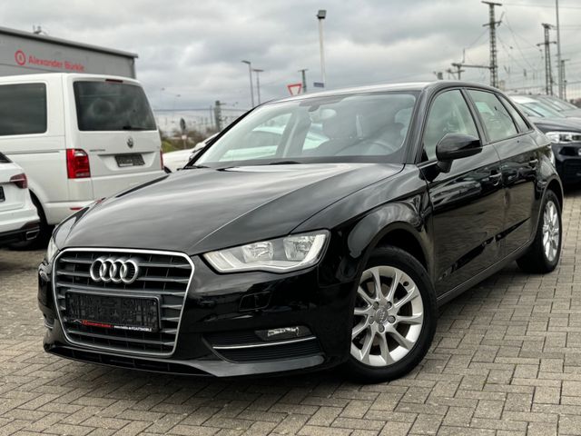 Audi A3 1.6 TDI Sportback Attraction