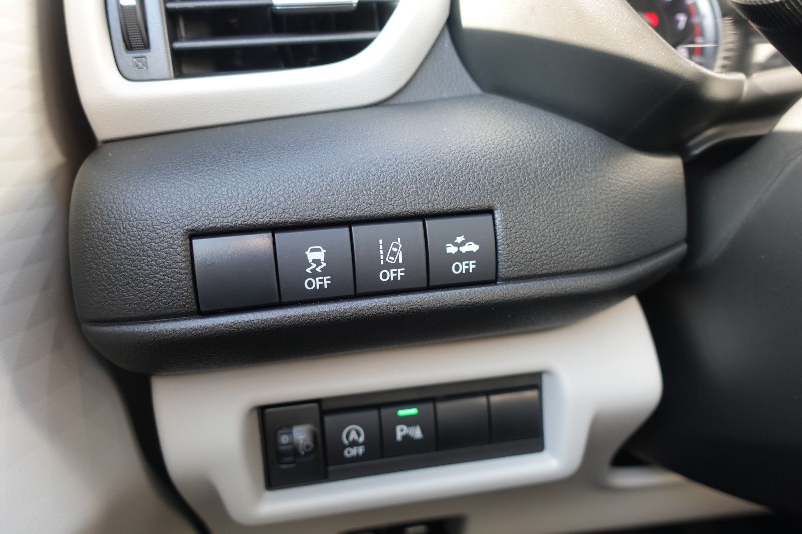 Fahrzeugabbildung Suzuki Swift Comfort+ 1.2 MildHybrid,Navi,Kamera,Sitzhz