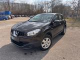 Nissan Qashqai 1.6/1 Hand/Scheckheft/8-fach bereift - Nissan Qashqai Gebrauchtwagen in München