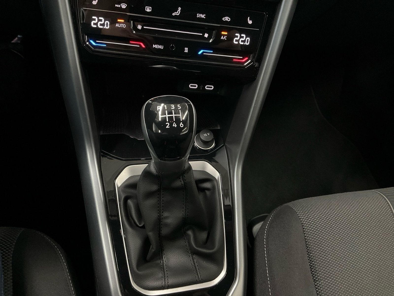 Volkswagen T-Roc - Bild 15