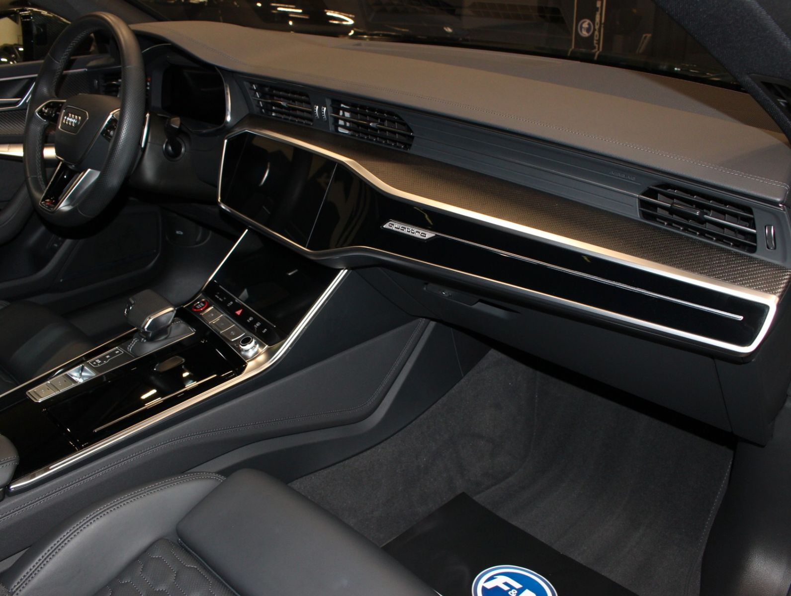 Fahrzeugabbildung Audi RS 7 Sportback 4.0 TFSI RS Essentials Paket