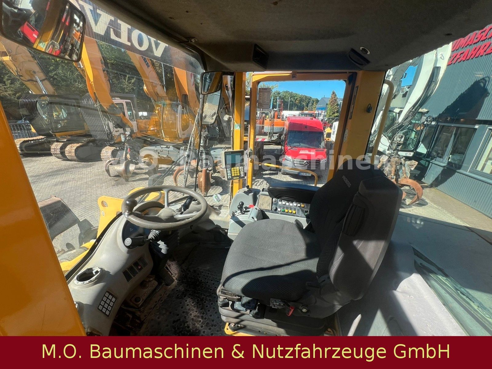 Fahrzeugabbildung Volvo Volvo L120 E /Waage /