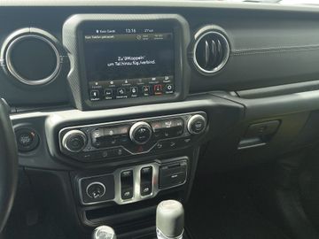 Jeep Wrangler - 10