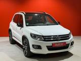 Volkswagen Tiguan CityScape R-Line - Volkswagen Tiguan: Cityscape