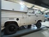 Volkswagen T3 Typ2 Doppelkabine Syncro inkl. GFK-Aufbau - Volkswagen T3: Allradantrieb