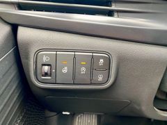 Fahrzeugabbildung Hyundai i20 1.0 KLIMA SHZ CARPLAY ALU AUTOMATIK KAMERA