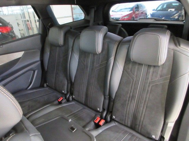 Fahrzeugabbildung Peugeot 5008 GT 1.5D NAVI/LED/SHZ/LEDER/MASSAGE/PARKASS