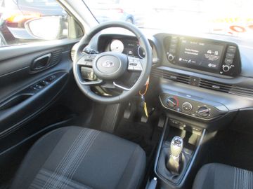 Hyundai i20 PDC + Kamera PA