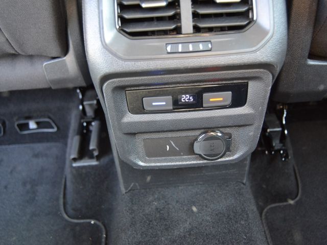 Tiguan 2.0 TDI 4Motion DSG Elegance AHK/MATRIX/1