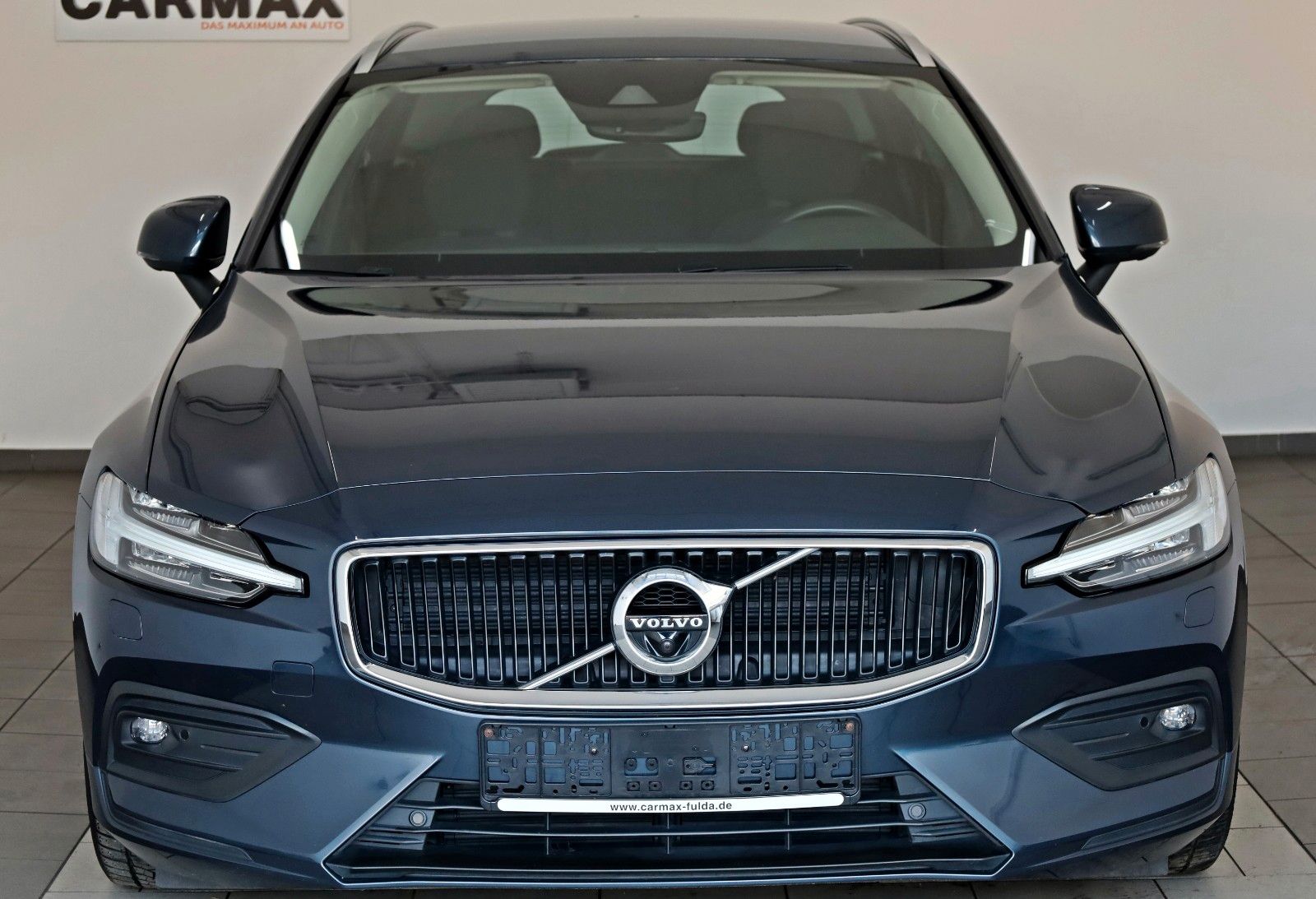 Fahrzeugabbildung Volvo V60 Kombi Momentum Pro Navi,LED,SH,360°,AppleCar