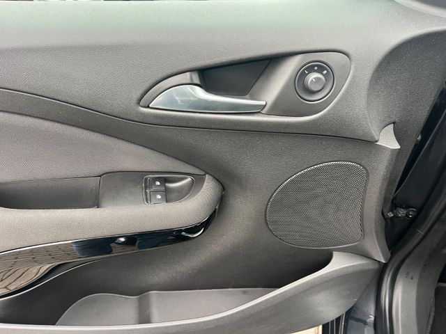 Opel Adam Jam