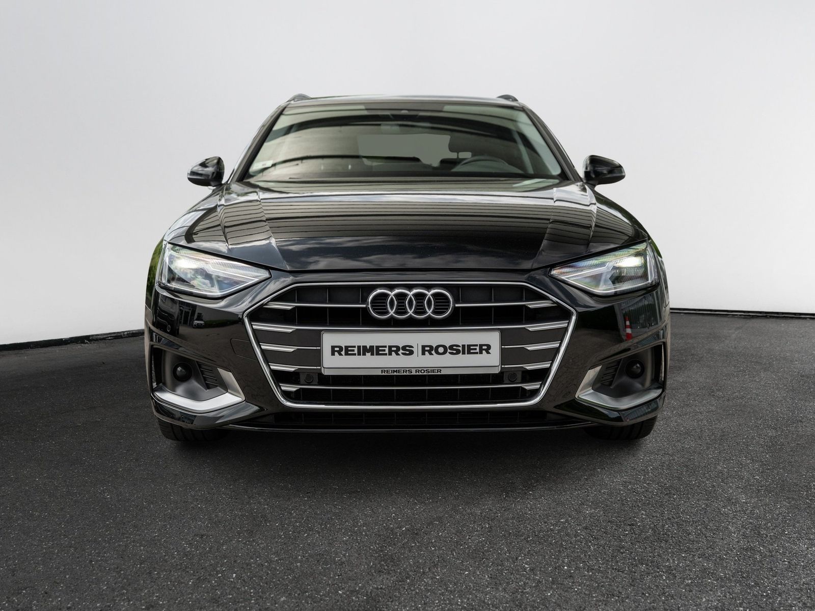 Audi A4 Avant Advanced 30 TDI 100(136) S tronic imagem 3